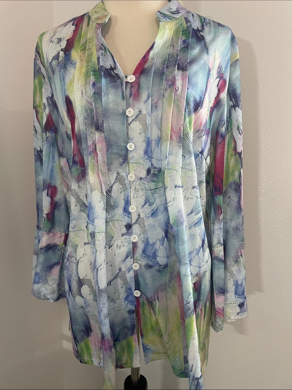 Women's Multicolor Watercolor Print Button-Down Shirt - Picture 2 of 9